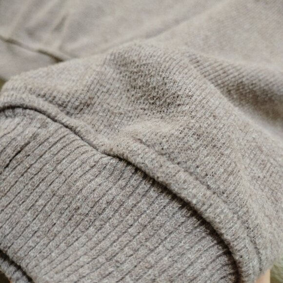 Zara Girls Cropped Grey "Paris 1985" Hoodie - Picture 8 of 9